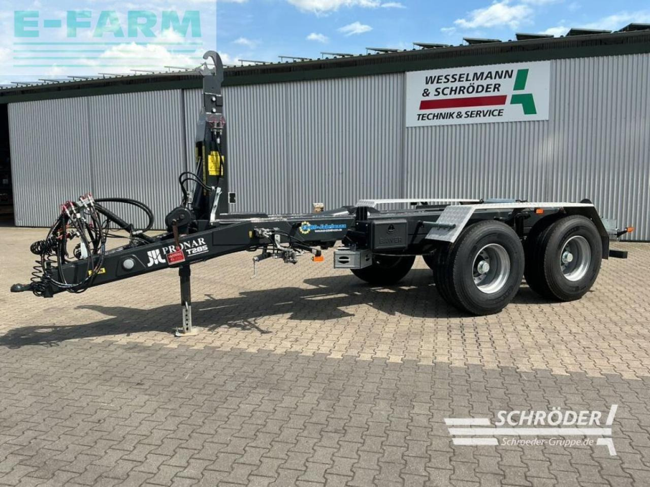 Pronar pronar - t 285 tandem - Roll-off/ Skip trailer: picture 2 Pronar pronar - t 285 tandem - Roll-off/ Skip trailer: picture 2