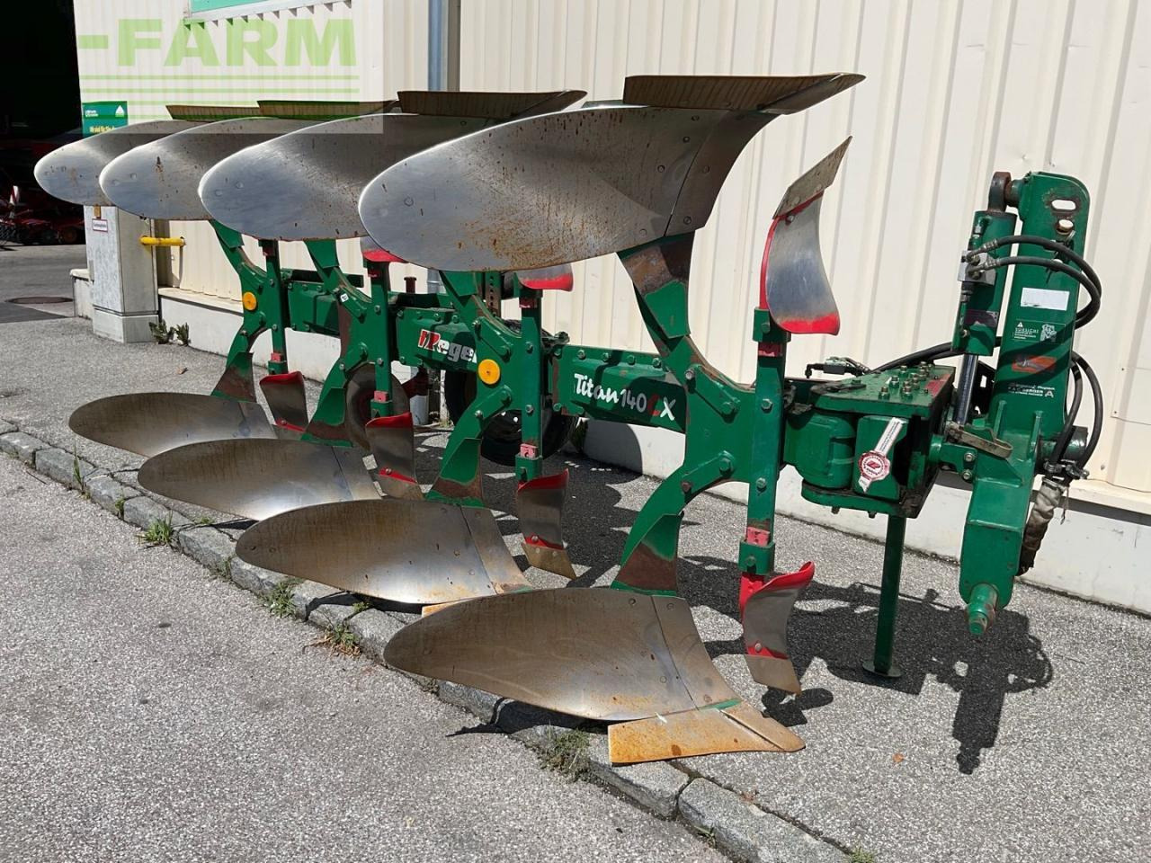 Regent Titan 140 CX - 4sch. - Plough: picture 1 Regent Titan 140 CX - 4sch. - Plough: picture 1