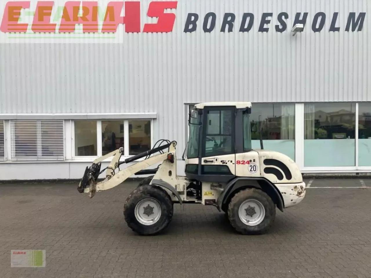 Schaeff skl 824 - Mini excavator: picture 1 Schaeff skl 824 - Mini excavator: picture 1