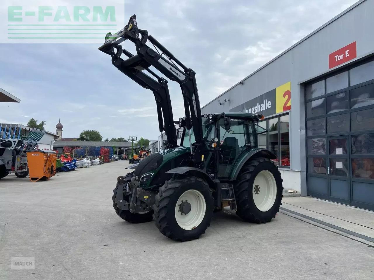 Valtra a 104 - Farm tractor: picture 1 Valtra a 104 - Farm tractor: picture 1