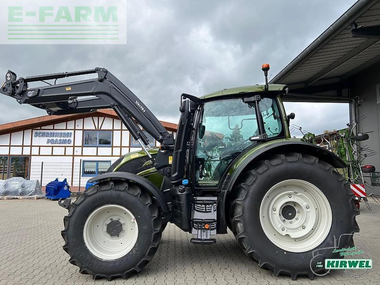 Valtra n 155 active Active - Farm tractor: picture 5 Valtra n 155 active Active - Farm tractor: picture 5