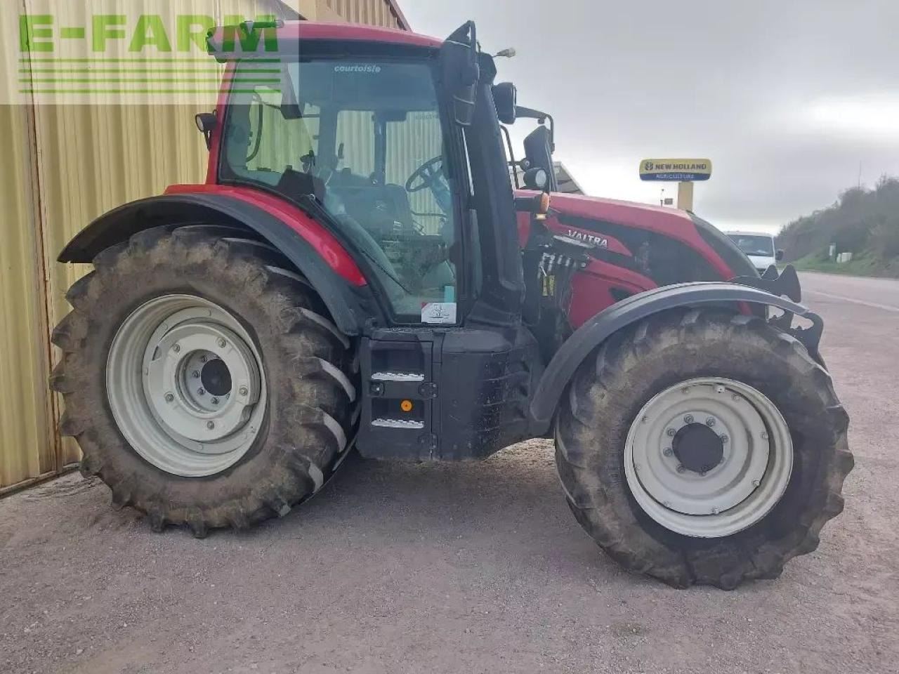 Valtra n 174 - Farm tractor: picture 3 Valtra n 174 - Farm tractor: picture 3