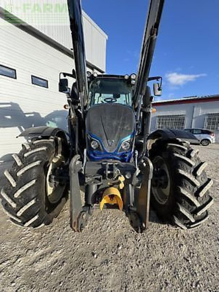 Valtra n134a - Farm tractor: picture 2 Valtra n134a - Farm tractor: picture 2