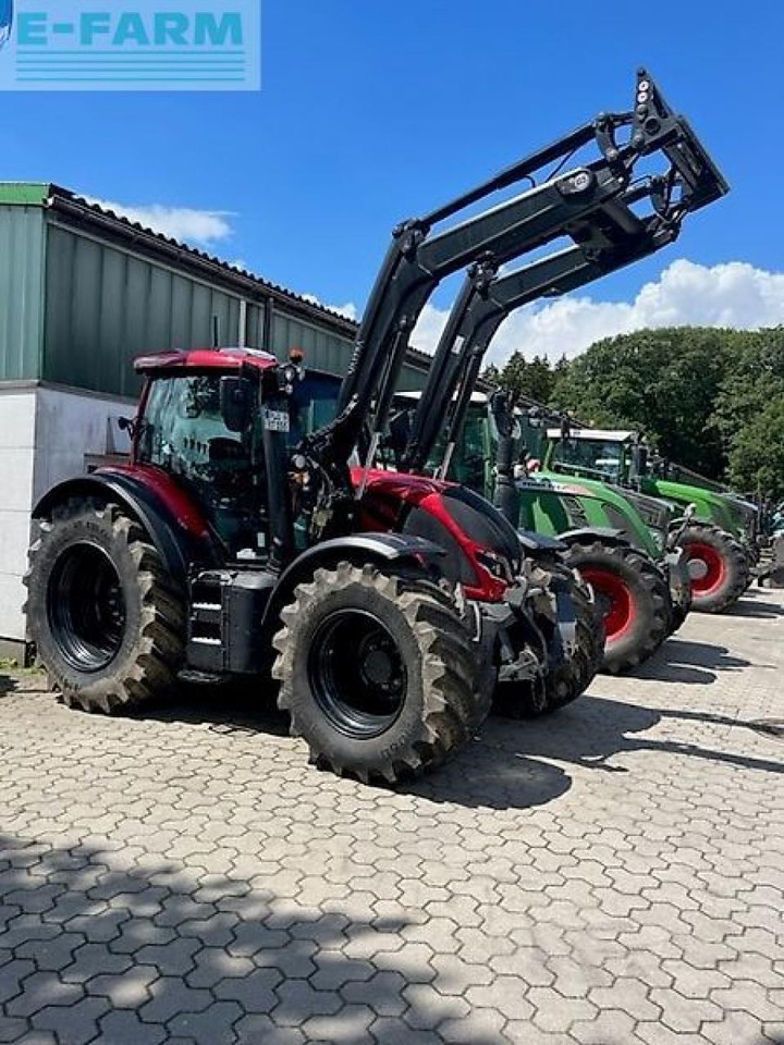 Valtra n155ea - Farm tractor: picture 1 Valtra n155ea - Farm tractor: picture 1