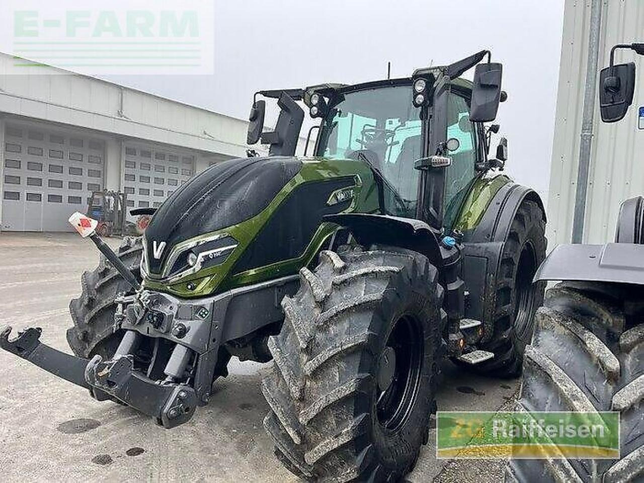 Valtra q 305 - Farm tractor: picture 1 Valtra q 305 - Farm tractor: picture 1