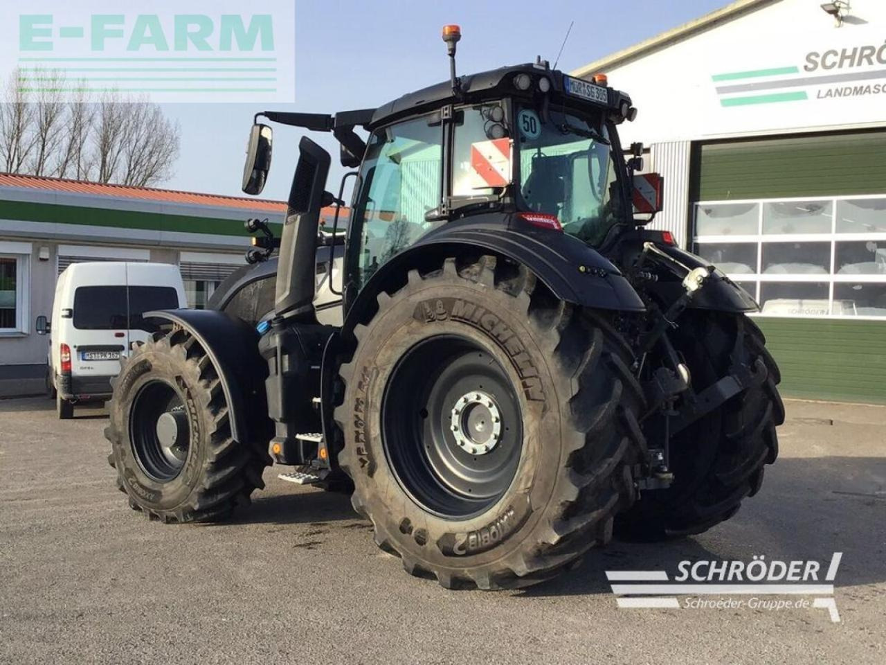 Valtra q 305 - Farm tractor: picture 3 Valtra q 305 - Farm tractor: picture 3