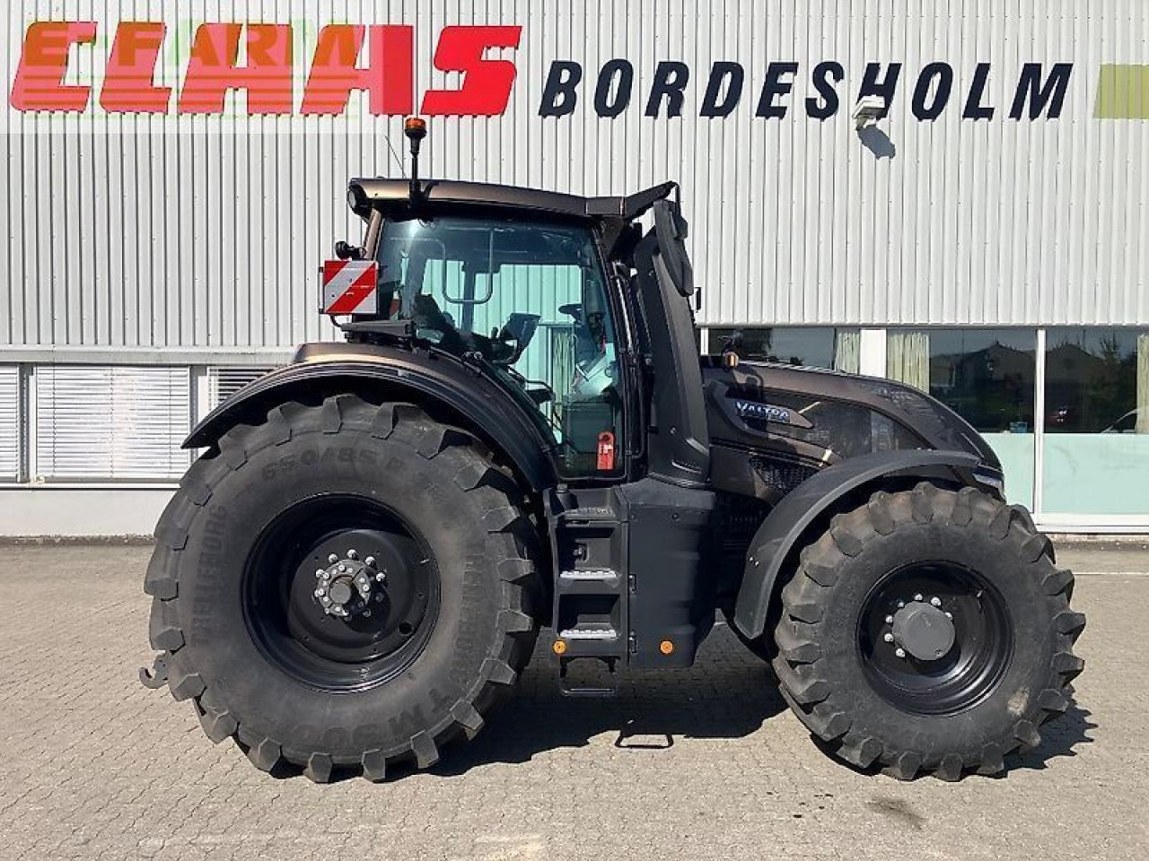 Valtra q245 (gewährleistungsverlängerung 12.2026) - Farm tractor: picture 5 Valtra q245 (gewährleistungsverlängerung 12.2026) - Farm tractor: picture 5