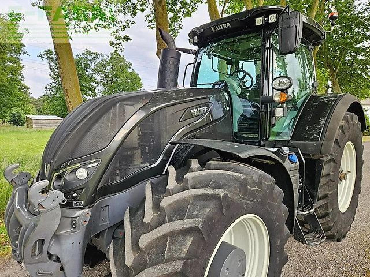 Valtra s394 smarttouch twintrac s274 s294 s324 s354 s374 fendt agco - Farm tractor: picture 3 Valtra s394 smarttouch twintrac s274 s294 s324 s354 s374 fendt agco - Farm tractor: picture 3