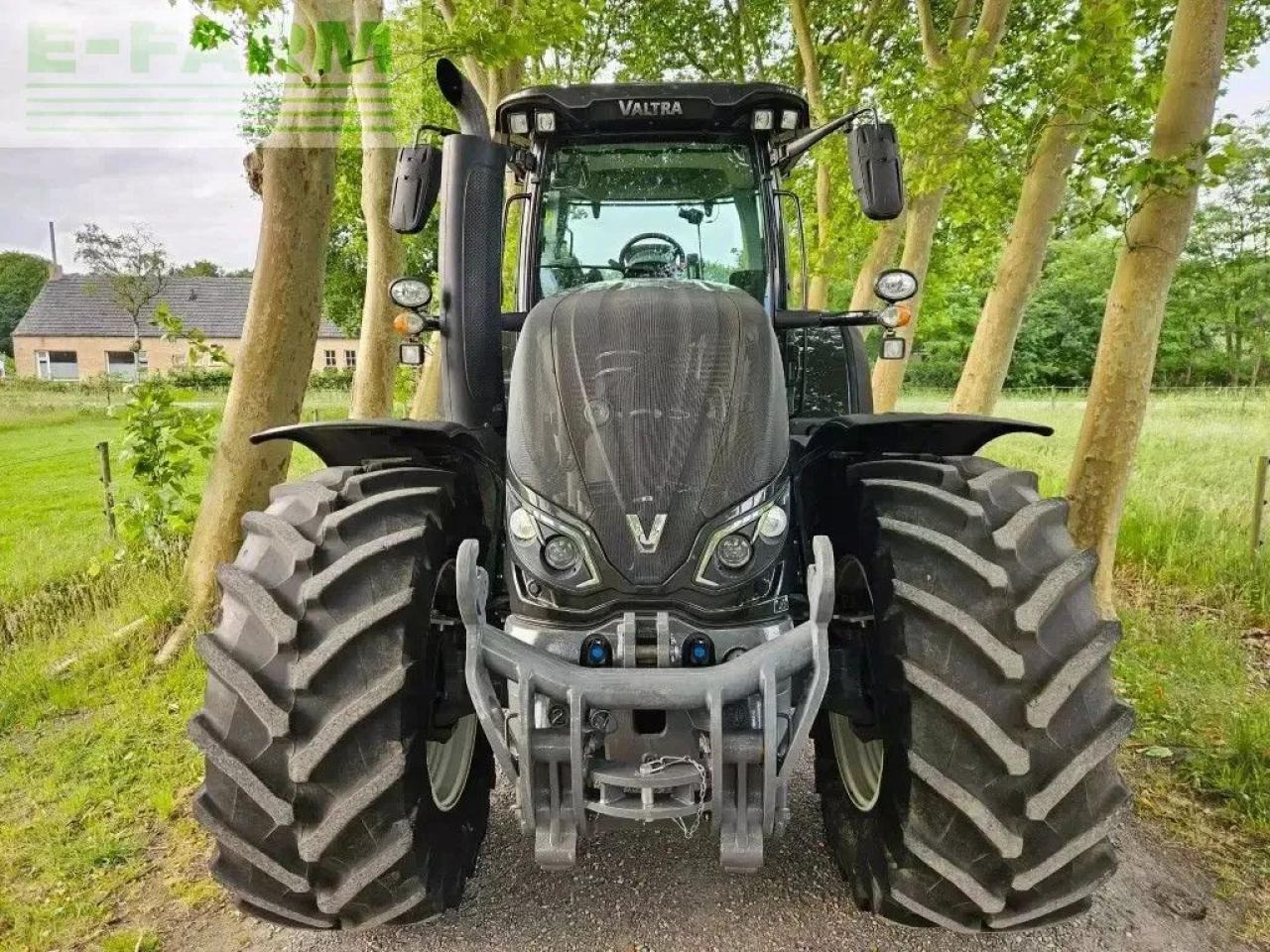 Valtra s394 smarttouch twintrac s274 s294 s324 s354 s374 fendt agco - Farm tractor: picture 5 Valtra s394 smarttouch twintrac s274 s294 s324 s354 s374 fendt agco - Farm tractor: picture 5