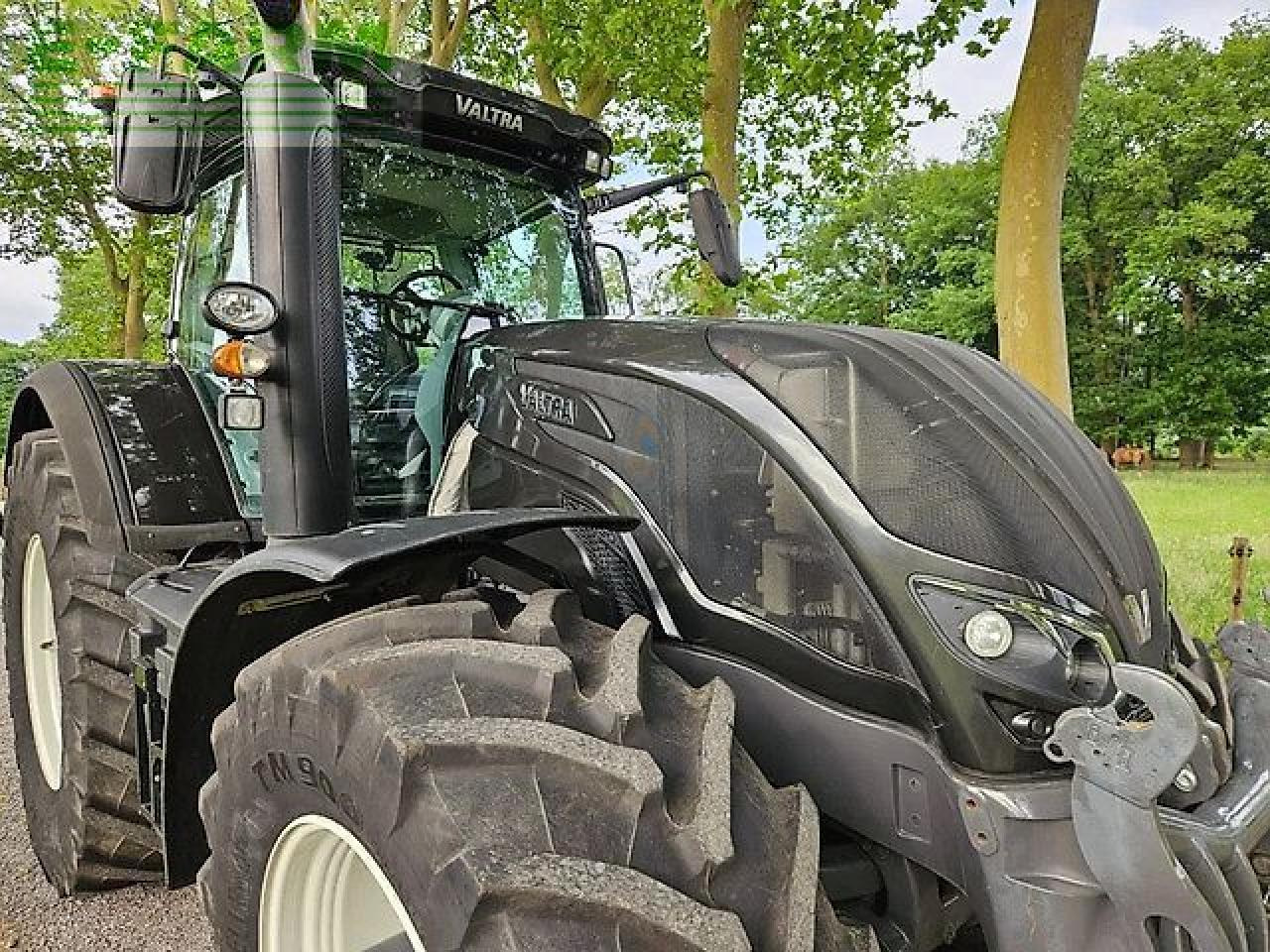 Valtra s394 smarttouch twintrac s274 s294 s324 s354 s374 fendt agco - Farm tractor: picture 4 Valtra s394 smarttouch twintrac s274 s294 s324 s354 s374 fendt agco - Farm tractor: picture 4