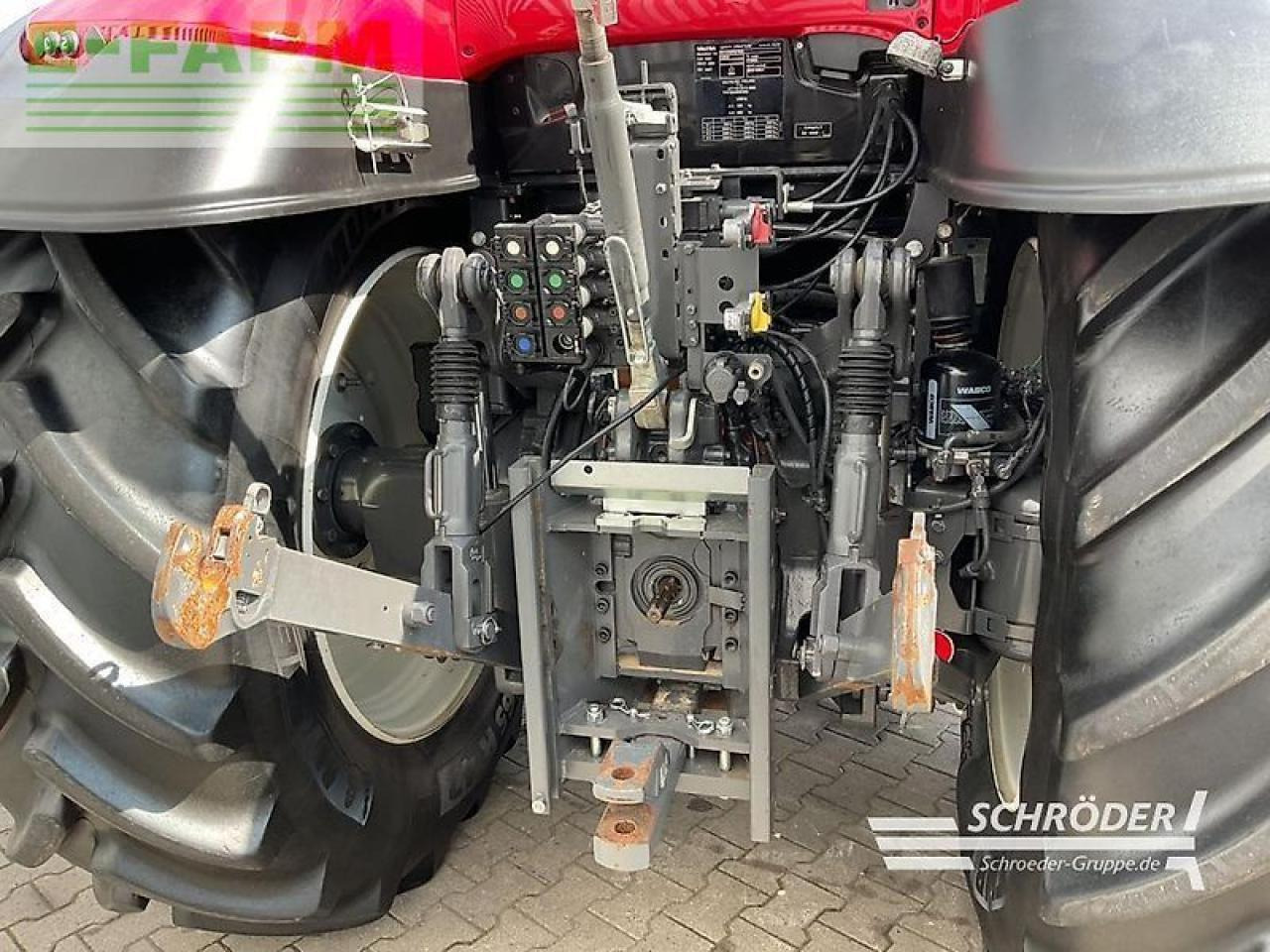 Valtra t 235 a - Farm tractor: picture 4 Valtra t 235 a - Farm tractor: picture 4