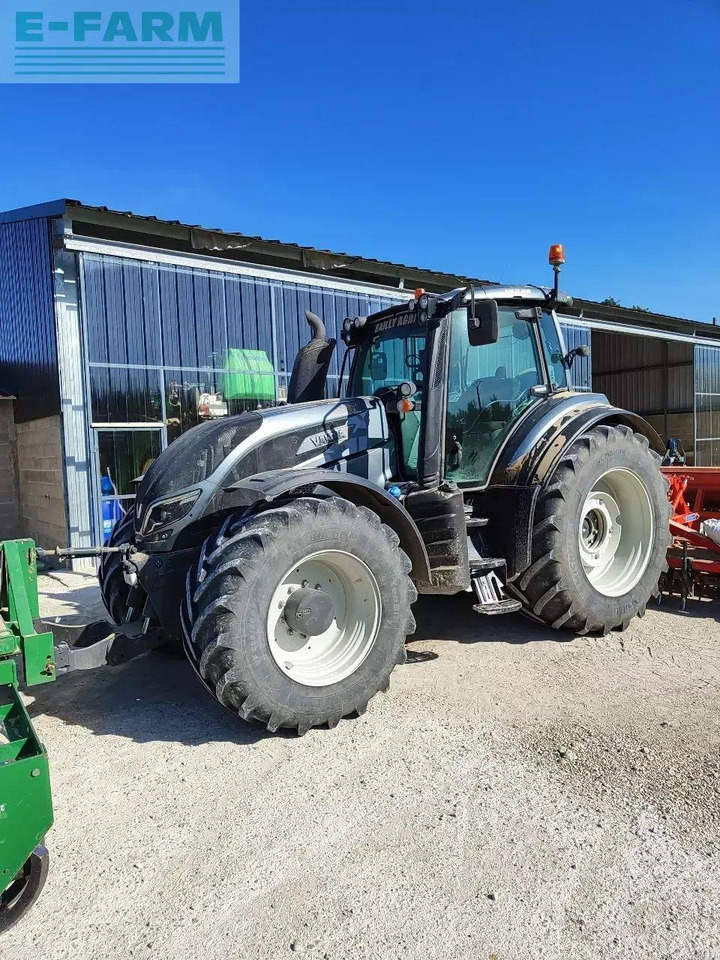 Valtra t194 - Farm tractor: picture 2 Valtra t194 - Farm tractor: picture 2