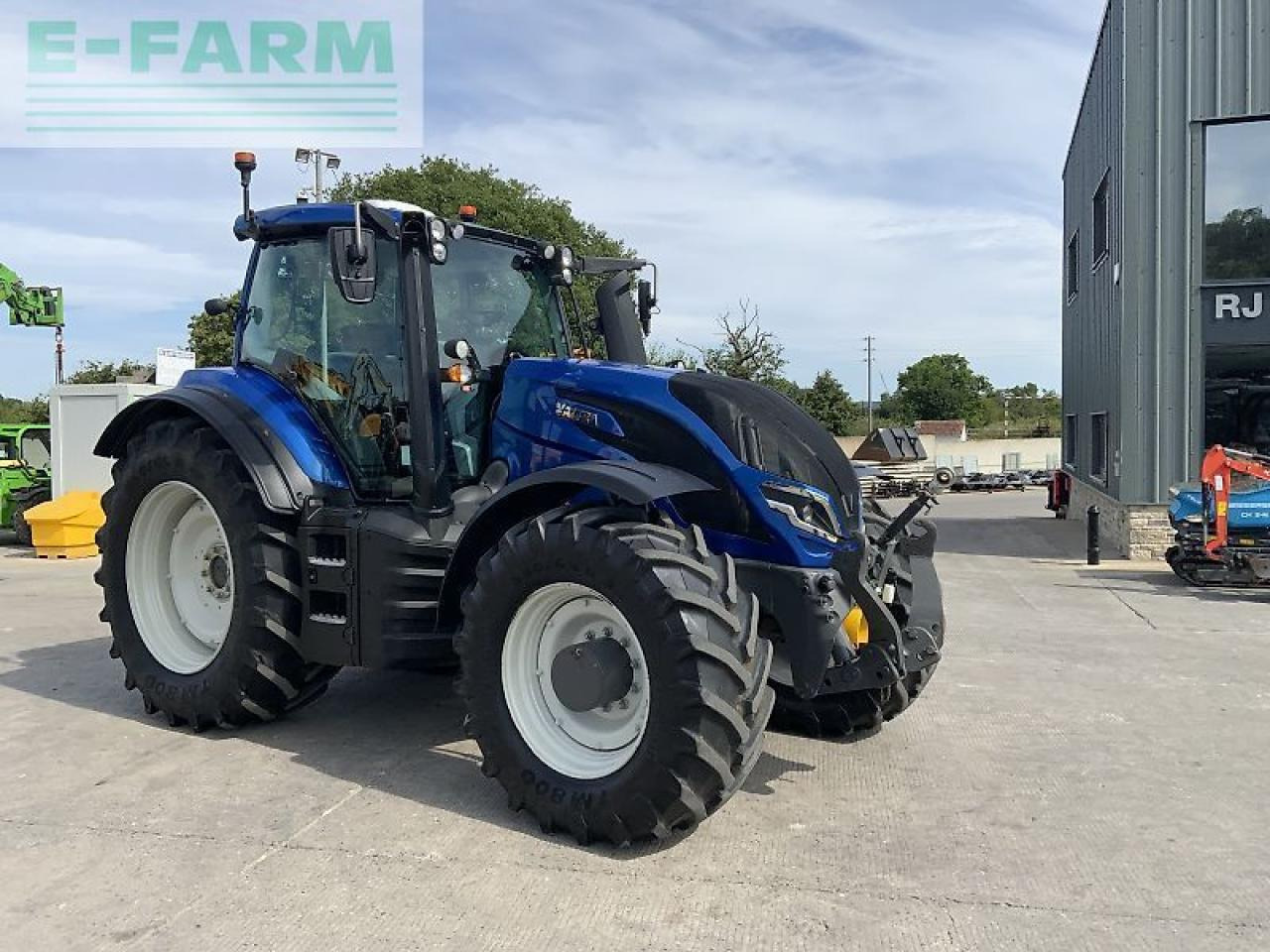 Valtra t195 versu tractor (st23736) Versu - Farm tractor: picture 2 Valtra t195 versu tractor (st23736) Versu - Farm tractor: picture 2