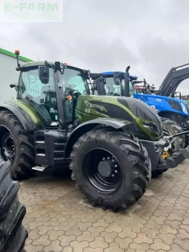 Valtra t215a - Farm tractor: picture 1 Valtra t215a - Farm tractor: picture 1