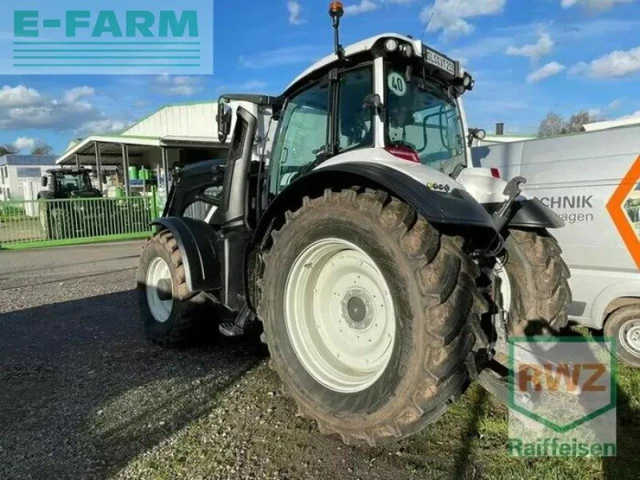 Valtra t215d - Farm tractor: picture 5 Valtra t215d - Farm tractor: picture 5