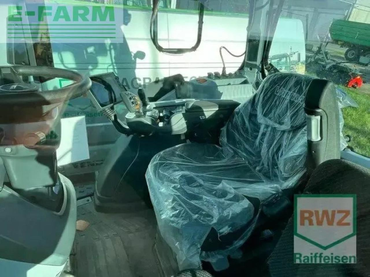 Valtra t215d - Farm tractor: picture 4 Valtra t215d - Farm tractor: picture 4