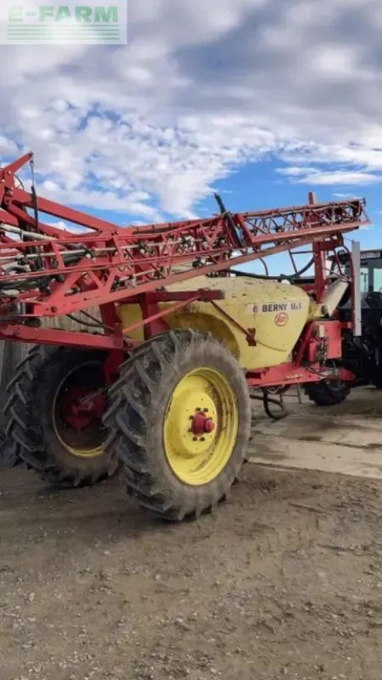 Vicon pk 70a24 - Trailed sprayer: picture 1 Vicon pk 70a24 - Trailed sprayer: picture 1