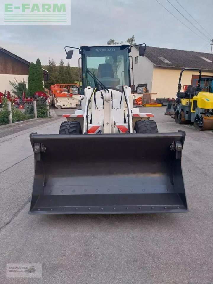 Volvo l 30g - Mini excavator: picture 2 Volvo l 30g - Mini excavator: picture 2