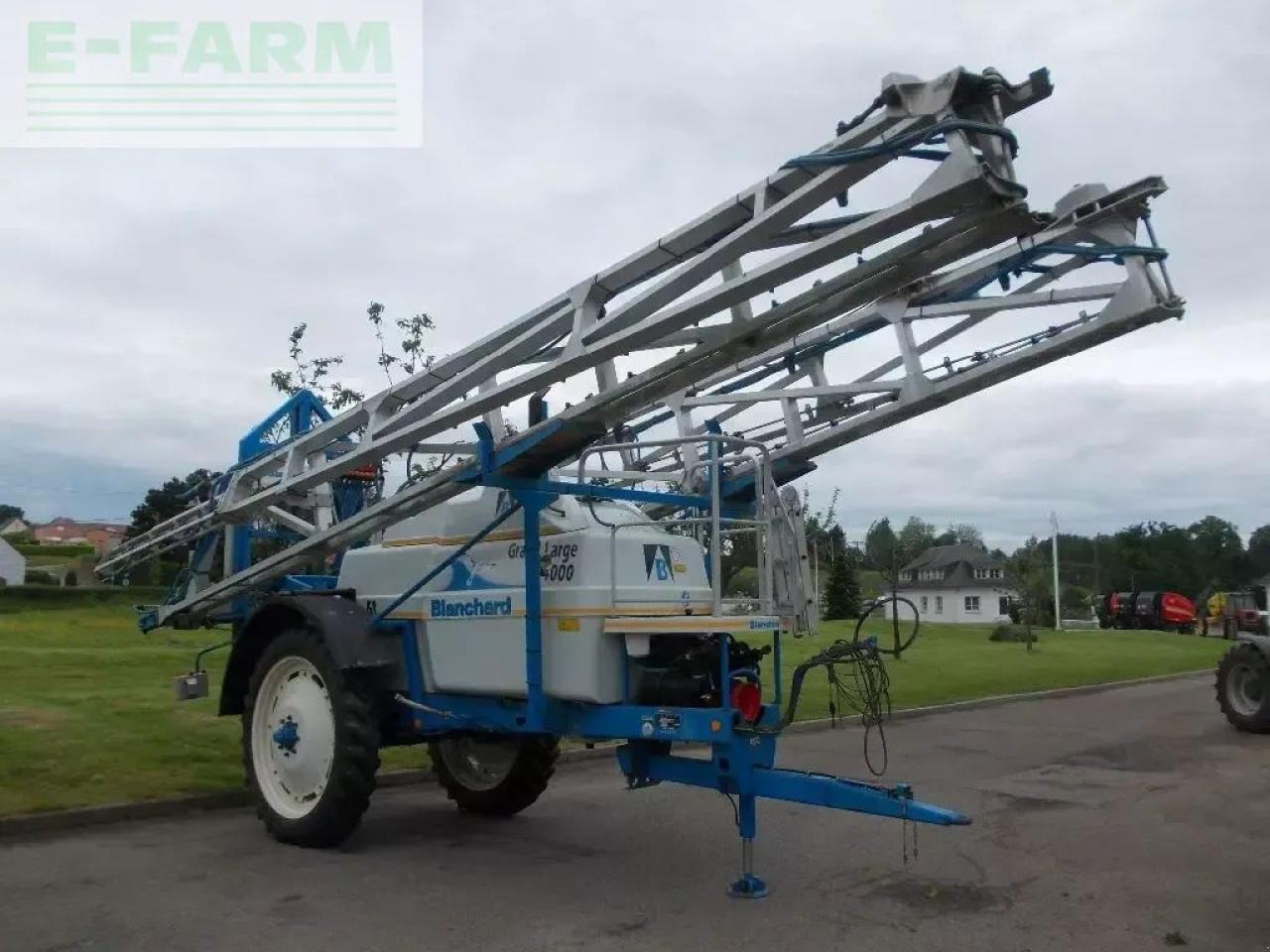 Grand large 4000 - Trailed sprayer: picture 1 Grand large 4000 - Trailed sprayer: picture 1