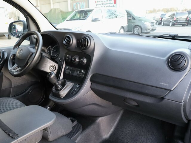 MERCEDES-BENZ Citan 111 CDI Kasten,Klima... - People carrier: picture 5 MERCEDES-BENZ Citan 111 CDI Kasten,Klima... - People carrier: picture 5