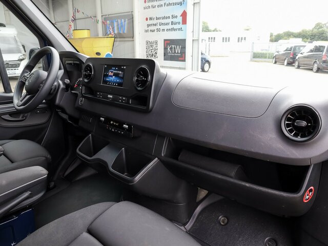 MERCEDES-BENZ Sprinter 315 CDI Maxi KombiTourer,8Sitze,Kamera - Minibus, People carrier: picture 3 MERCEDES-BENZ Sprinter 315 CDI Maxi KombiTourer,8Sitze,Kamera - Minibus, People carrier: picture 3