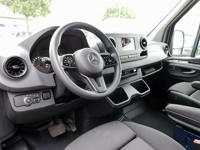 MERCEDES-BENZ Sprinter 315 CDI Maxi KombiTourer,8Sitze,Kamera - Minibus, People carrier: picture 4 MERCEDES-BENZ Sprinter 315 CDI Maxi KombiTourer,8Sitze,Kamera - Minibus, People carrier: picture 4