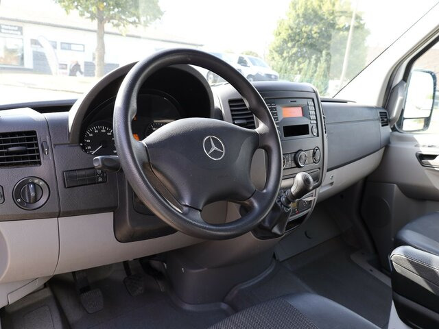 MERCEDES-BENZ Sprinter 316CDI DOKA,Allrad,AHK,TCO,Standhzg.... - Open body delivery van, Crew cab van: picture 4 MERCEDES-BENZ Sprinter 316CDI DOKA,Allrad,AHK,TCO,Standhzg.... - Open body delivery van, Crew cab van: picture 4
