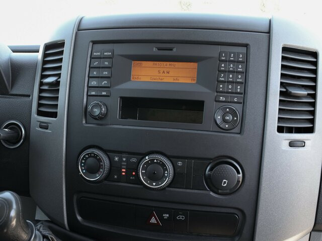 MERCEDES-BENZ Sprinter 316CDI DOKA,Allrad,AHK,TCO,Standhzg.... - Curtain side van, Crew cab van: picture 5 MERCEDES-BENZ Sprinter 316CDI DOKA,Allrad,AHK,TCO,Standhzg.... - Curtain side van, Crew cab van: picture 5