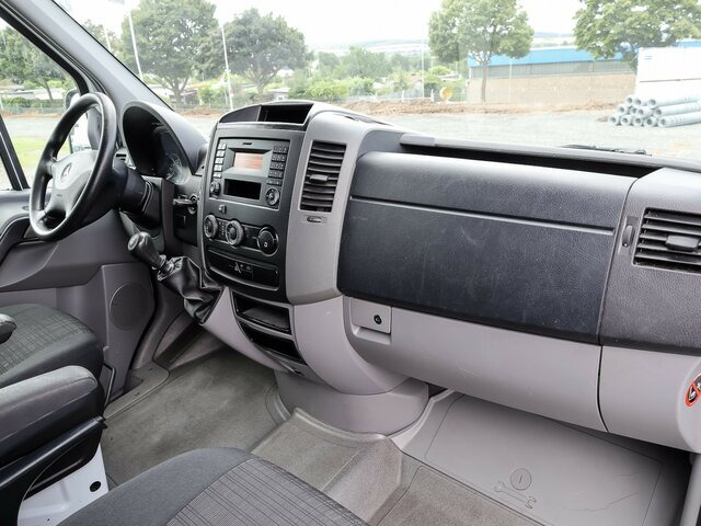 MERCEDES-BENZ Sprinter 316CDI DOKA,Allrad,Klima - Open body delivery van, Crew cab van: picture 3 MERCEDES-BENZ Sprinter 316CDI DOKA,Allrad,Klima - Open body delivery van, Crew cab van: picture 3