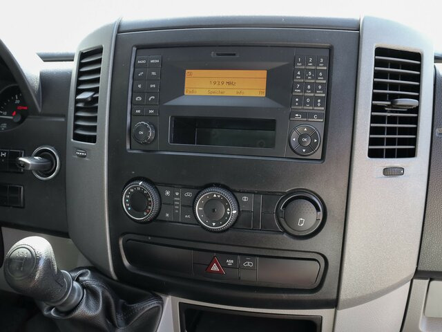 MERCEDES-BENZ Sprinter 316CDI DOKA,Allrad,Klima,Standhzg.... - Open body delivery van, Crew cab van: picture 5 MERCEDES-BENZ Sprinter 316CDI DOKA,Allrad,Klima,Standhzg.... - Open body delivery van, Crew cab van: picture 5