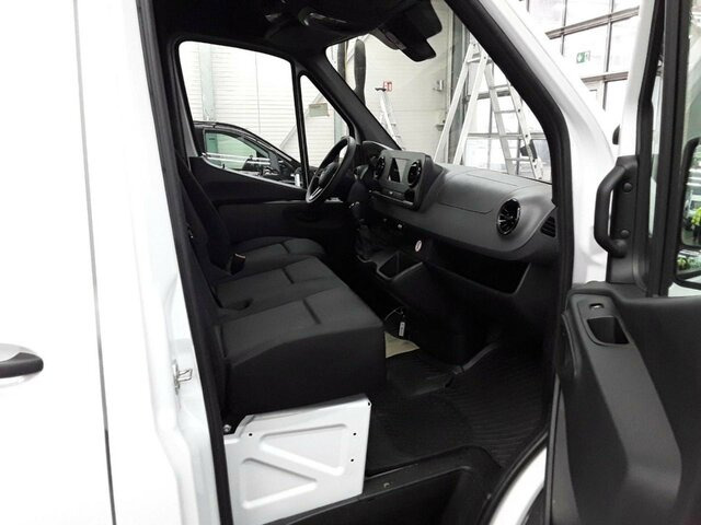 Panel van MERCEDES-BENZ Sprinter 317 CDI Kasten,L2H2,MBUX,Kamera: picture 17
