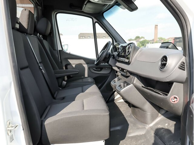 MERCEDES-BENZ Sprinter 317 Maxi,9GTronic,MBUX,Kamera... - Panel van: picture 3 MERCEDES-BENZ Sprinter 317 Maxi,9GTronic,MBUX,Kamera... - Panel van: picture 3