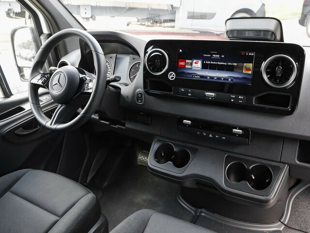 MERCEDES-BENZ Sprinter 317 Maxi,9GTronic,MBUX,Kamera... - Panel van: picture 4 MERCEDES-BENZ Sprinter 317 Maxi,9GTronic,MBUX,Kamera... - Panel van: picture 4