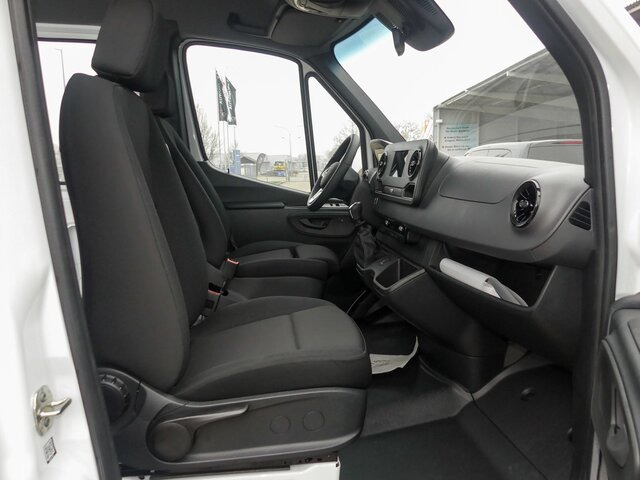 MERCEDES-BENZ Sprinter 417 KA L3 Vollverglast,Dachklima,MBUX - Minibus, People carrier: picture 3 MERCEDES-BENZ Sprinter 417 KA L3 Vollverglast,Dachklima,MBUX - Minibus, People carrier: picture 3