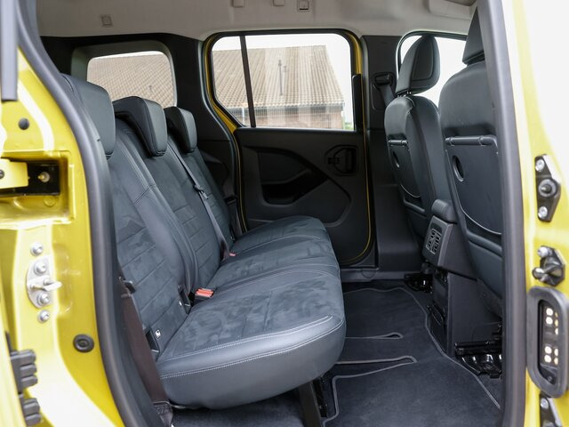 MERCEDES-BENZ T 180 Power Plus,AHK,LED,Navi,Kamera,Tempomat - People carrier: picture 2 MERCEDES-BENZ T 180 Power Plus,AHK,LED,Navi,Kamera,Tempomat - People carrier: picture 2
