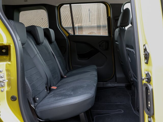 MERCEDES-BENZ T 180 Progressive,AHK,LED,Navi,Kamera,Tempomat... - People carrier: picture 2 MERCEDES-BENZ T 180 Progressive,AHK,LED,Navi,Kamera,Tempomat... - People carrier: picture 2