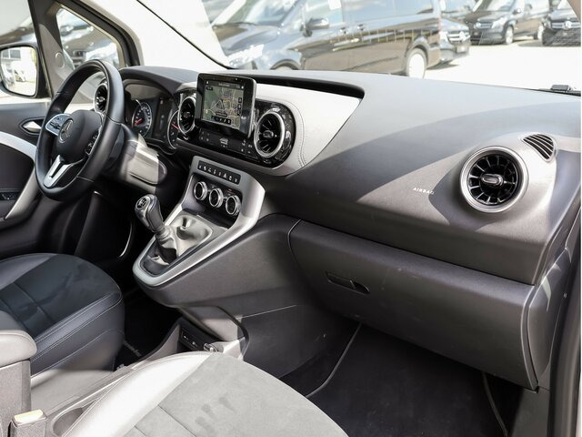 MERCEDES-BENZ T 180 d,Progressive,LED.AHK,MBUX,Navi,Kamera... - People carrier: picture 4 MERCEDES-BENZ T 180 d,Progressive,LED.AHK,MBUX,Navi,Kamera... - People carrier: picture 4