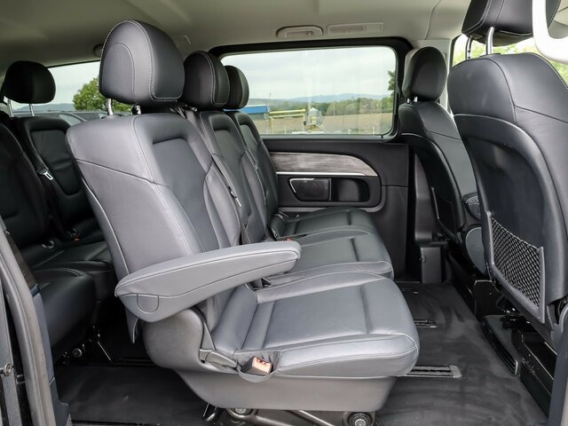MERCEDES-BENZ V 300 Avantgarde Extralang,2xSchiebetür el.,AHK... - Minibus, People carrier: picture 4 MERCEDES-BENZ V 300 Avantgarde Extralang,2xSchiebetür el.,AHK... - Minibus, People carrier: picture 4