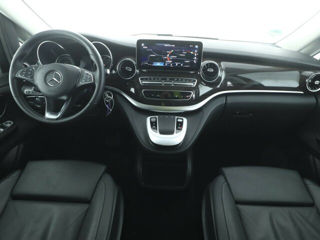 MERCEDES-BENZ V 300 Avantgarde Extralang,2xSchiebetür elektr.... - Minibus, People carrier: picture 2 MERCEDES-BENZ V 300 Avantgarde Extralang,2xSchiebetür elektr.... - Minibus, People carrier: picture 2