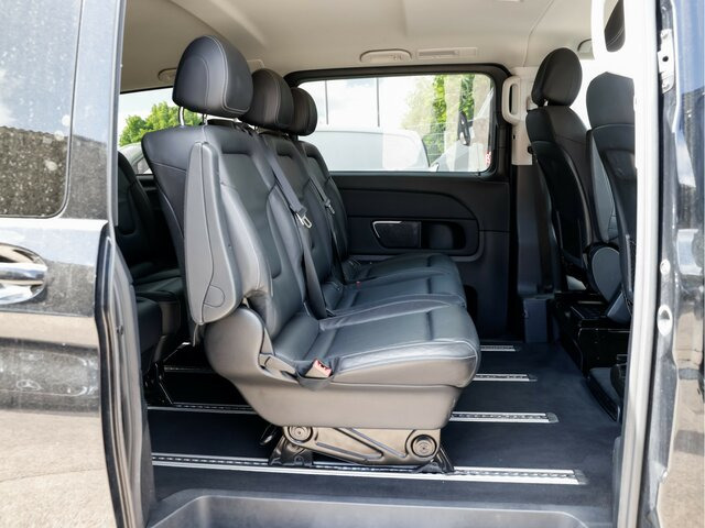 MERCEDES-BENZ V 300 Edition Extralang,2Schiebetür el.,8Sitzer - Minibus, People carrier: picture 2 MERCEDES-BENZ V 300 Edition Extralang,2Schiebetür el.,8Sitzer - Minibus, People carrier: picture 2