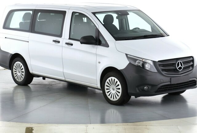 People carrier MERCEDES-BENZ Vito 114 TourerPro,Allrad,Automatik,8 Sitzer...: picture 8