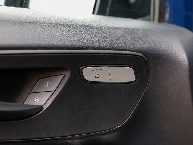 MERCEDES-BENZ Vito 114 TourerPro,Allrad,Automatik,8Sitzer - People carrier: picture 5 MERCEDES-BENZ Vito 114 TourerPro,Allrad,Automatik,8Sitzer - People carrier: picture 5