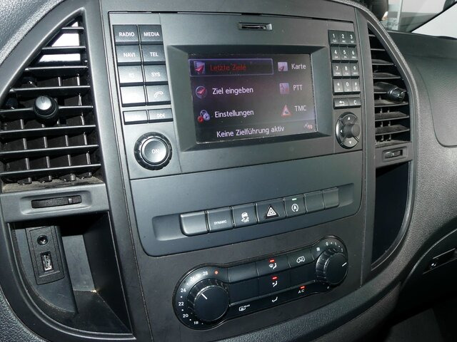MERCEDES-BENZ Vito 114 TourerPro,Allrad,Automatik,8Sitzer... - People carrier: picture 4 MERCEDES-BENZ Vito 114 TourerPro,Allrad,Automatik,8Sitzer... - People carrier: picture 4