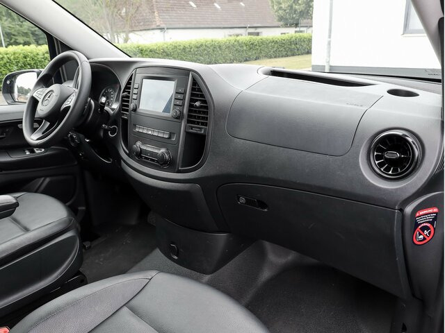 MERCEDES-BENZ Vito 114 TourerPro,Extralang,8Sitzer,Automatik - People carrier: picture 4 MERCEDES-BENZ Vito 114 TourerPro,Extralang,8Sitzer,Automatik - People carrier: picture 4