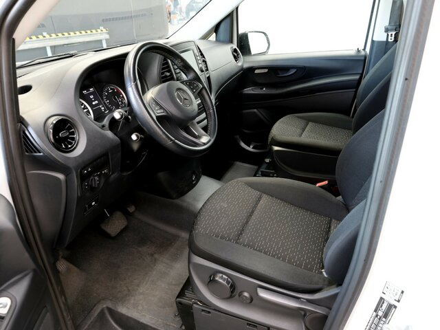 MERCEDES-BENZ Vito 114 TourerPro,Extralang,8Sitzer,Automatik... - People carrier: picture 2 MERCEDES-BENZ Vito 114 TourerPro,Extralang,8Sitzer,Automatik... - People carrier: picture 2