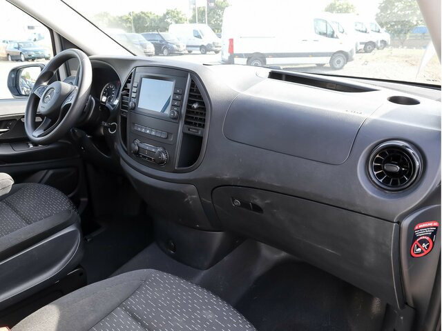 MERCEDES-BENZ Vito 114 TourerPro,Extralang,8Sitzer,Automatik - People carrier: picture 4 MERCEDES-BENZ Vito 114 TourerPro,Extralang,8Sitzer,Automatik - People carrier: picture 4