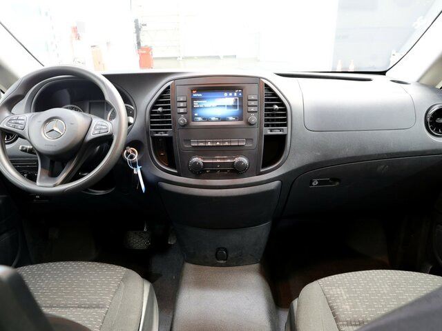 MERCEDES-BENZ Vito 114 TourerPro,lang,Automatik,8Sitze,Kamera... - People carrier: picture 2 MERCEDES-BENZ Vito 114 TourerPro,lang,Automatik,8Sitze,Kamera... - People carrier: picture 2