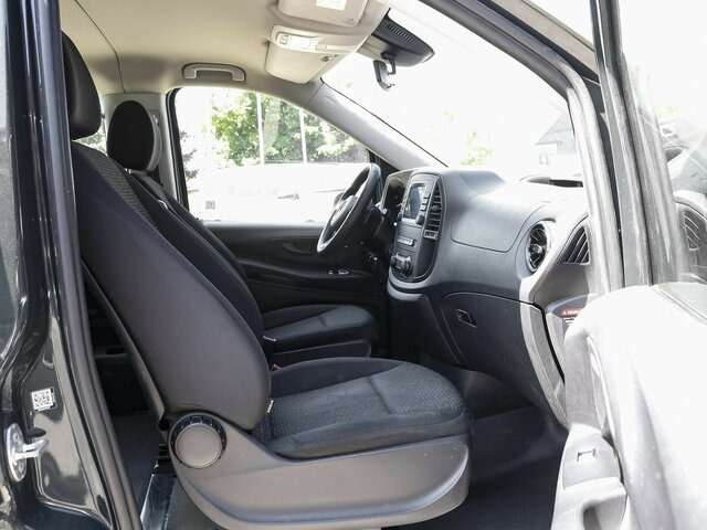 MERCEDES-BENZ Vito 114 TourerPro,lang,Automatik,8Sitze,Kamera - People carrier: picture 2 MERCEDES-BENZ Vito 114 TourerPro,lang,Automatik,8Sitze,Kamera - People carrier: picture 2