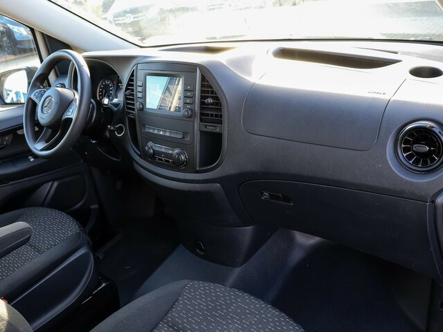MERCEDES-BENZ Vito 114 TourerPro,lang,Automatik,8Sitze,Kamera... - People carrier: picture 4 MERCEDES-BENZ Vito 114 TourerPro,lang,Automatik,8Sitze,Kamera... - People carrier: picture 4