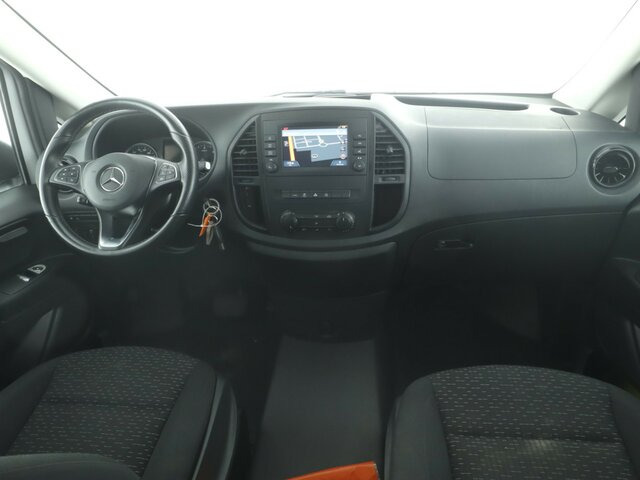 MERCEDES-BENZ Vito 114 TourerPro,lang,Automatik,8Sitze,Kamera... - Minibus, People carrier: picture 2 MERCEDES-BENZ Vito 114 TourerPro,lang,Automatik,8Sitze,Kamera... - Minibus, People carrier: picture 2